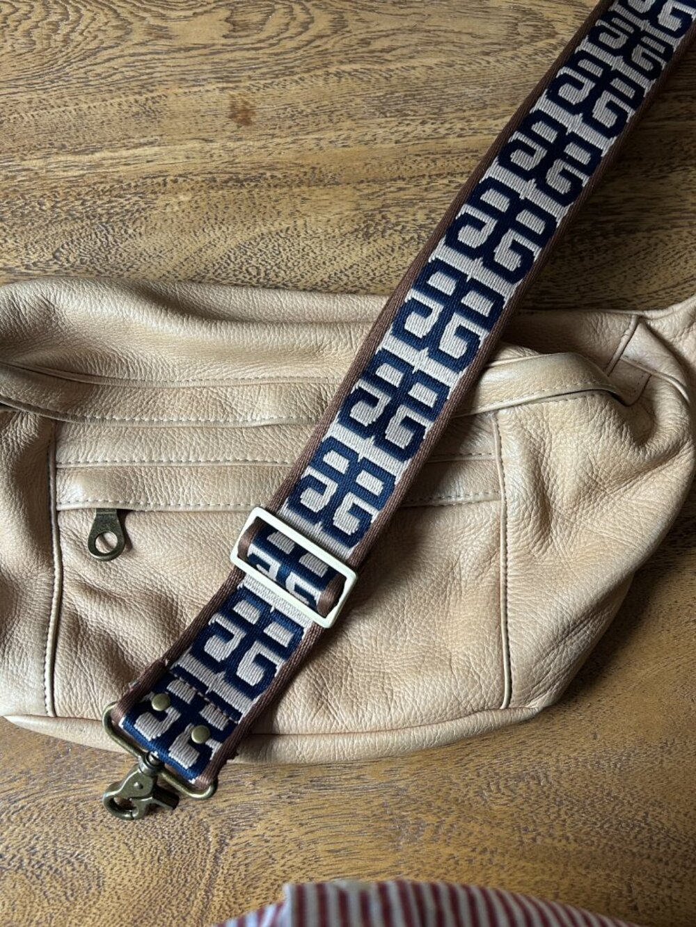 Cross Your Heart Sling - Leather Butterscotch